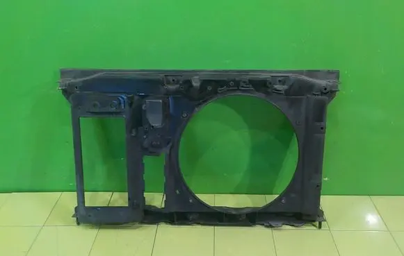 Peugeot 5008 Radiator support slam panel 965918980
