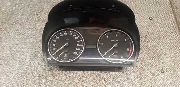 BMW 3 E90 E91 Speedometer (instrument cluster) 9166846 9166846031