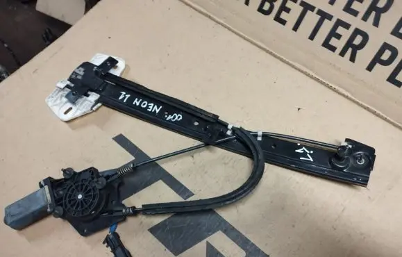 Chrysler Neon II Front door window regulator with motor 05008041AP