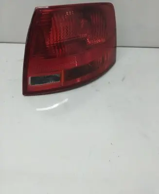 Audi A4 S4 B7 8E 8H Rear/tail lights 8E9945096E 484002 ULO748002