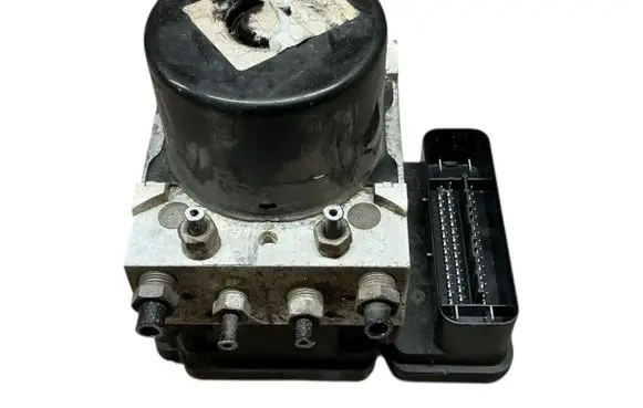 Ford Focus ABS Pump BV612C405AL A426G 10021209614