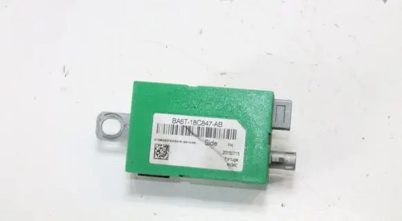 Ford Fiesta Aerial antenna amplifier BA6T18C847AB
