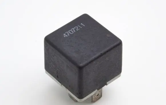 Chrysler Voyager Other relay 4707211