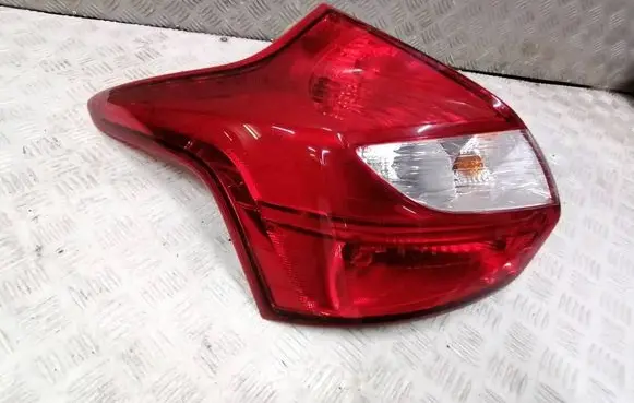 Rear/tail lights