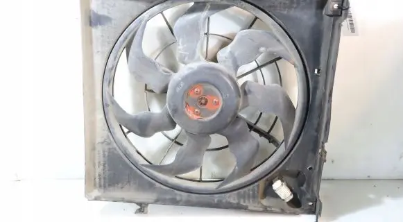 KIA Ceed Air conditioning (A/C) fan (condenser) 