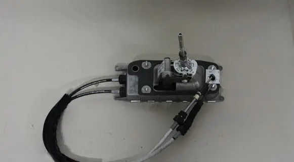 Volkswagen Scirocco Gear shifter/selector 5K0711049D