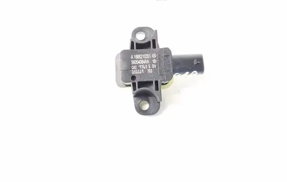 Infiniti Q30 Airbag deployment crash/impact sensor A1668210351