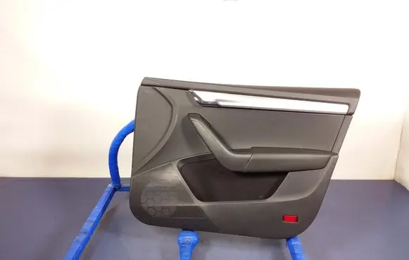 Skoda Octavia Mk3 (5E) Door card panel trim set 