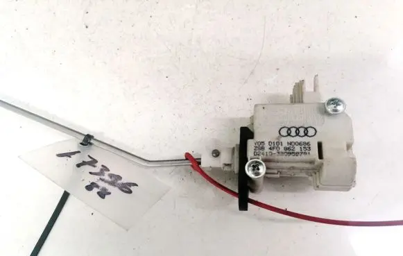 Audi A6 S6 C6 4F Central locking motor 4F0862153