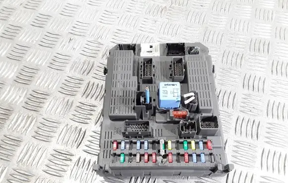 Citroen C8 Fuse module 1400310680 1400310680IH 100604055111291