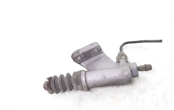 Clutch slave cylinder