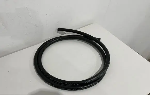 Ford Focus Windshield washer fluid hose 1J0955964F