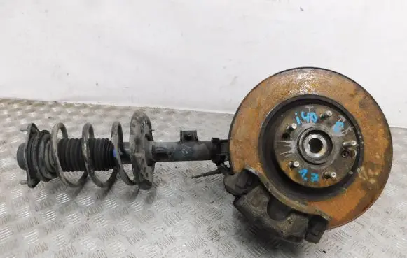 Hyundai i40 Front wheel hub spindle knuckle