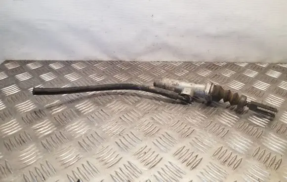 Audi 80 90 S2 B4 Clutch master cylinder 893721401D