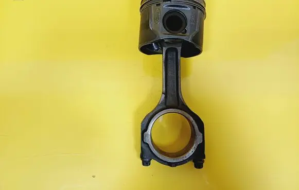 Ford Transit Piston with connecting rod 082216R 3S4Q
