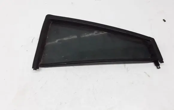 Hyundai Santa Fe Rear vent window glass 