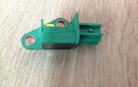Audi A6 S6 C6 4F Airbag deployment crash/impact sensor 1K0909606C