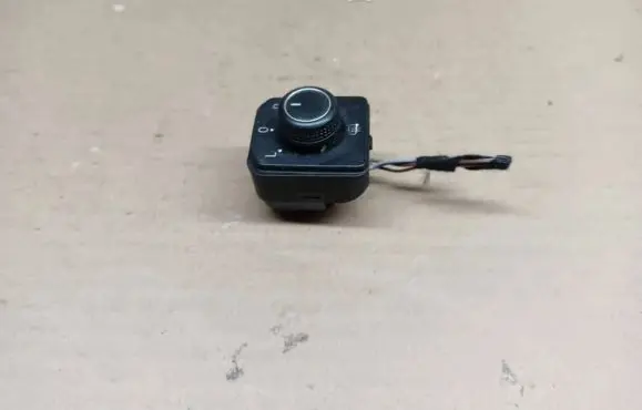 Volkswagen PASSAT B8 Wing mirror switch 3G0959565A