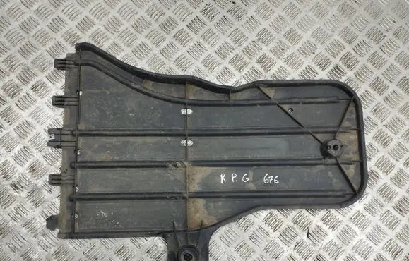 Audi A3 8Y Center/middle under tray cover 5WA825101D