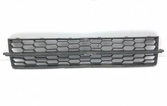 Opel Astra L Front bumper lower grill
