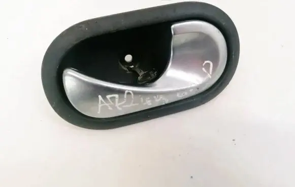 Renault Megane II Rear door interior handle 8200028486 5005500006