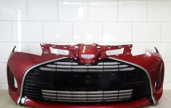 Toyota Yaris Front bumper HYBRYDA