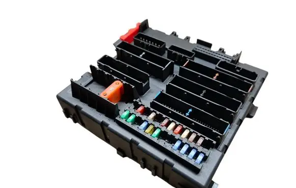 Opel Vectra C Fuse box set 13205777