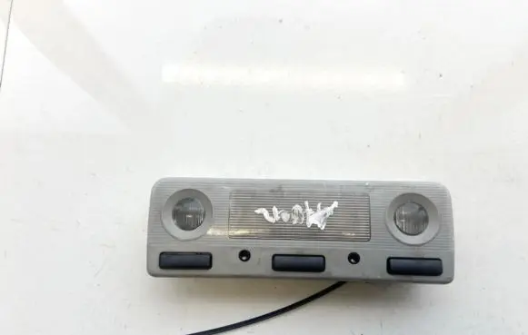 BMW 5 E39 Front seat light 8369511