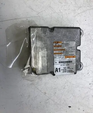 Toyota Avensis T270 Airbag control unit/module 8917005390 233112105