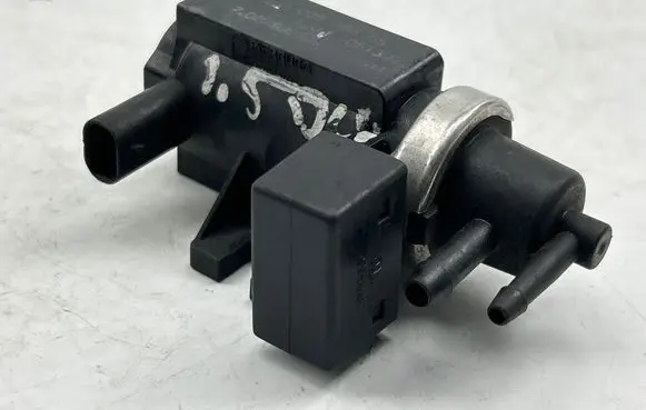 Mitsubishi Colt Turbo solenoid valve A0051535528 05T332 70078200