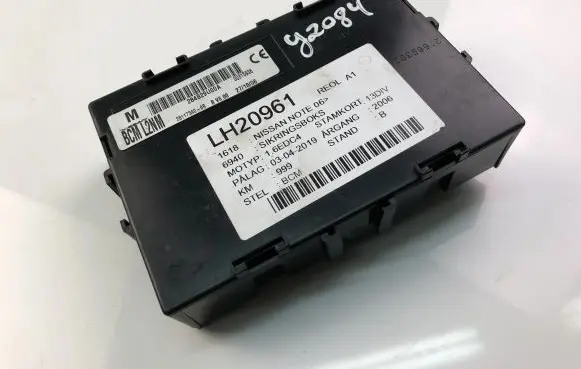 Nissan Note (E11) Other control units/modules 284B29U00A
