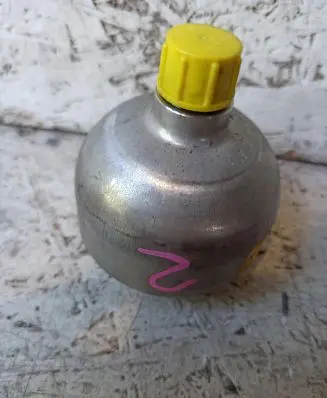McLaren 720S Vacuum air tank 