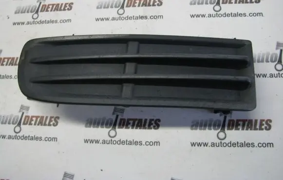 Toyota Avensis T250 Front bumper lower grill 5311205040