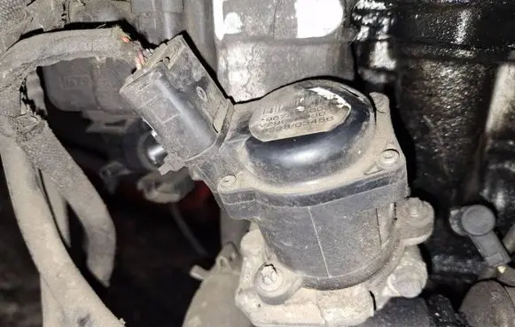 Citroen Berlingo EGR valve 9672880080