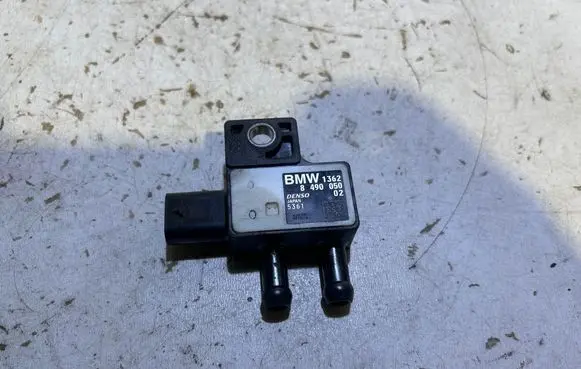 BMW 5 G60 G61 Exhaust pressure sensor 8490050 1362 6H25
