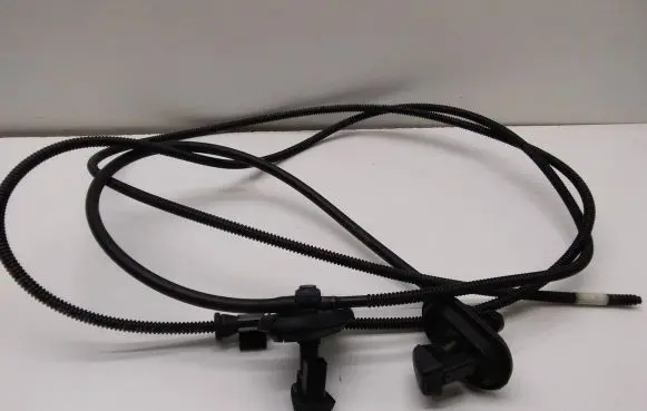 Volvo S60 Windshield washer spray nozzle 