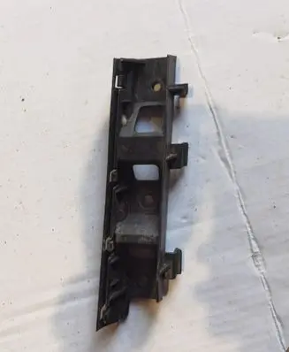 Volkswagen PASSAT B6 Front bumper mounting bracket 3C0807184