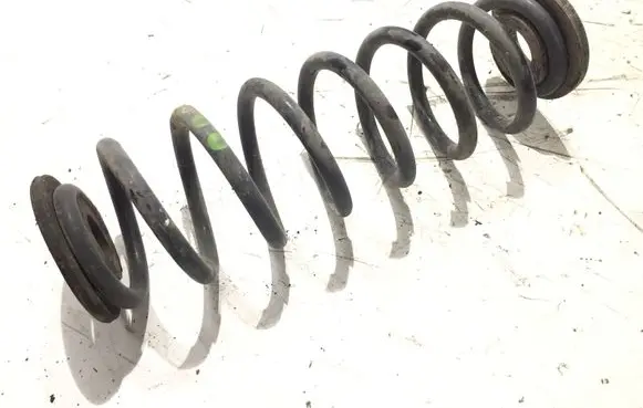 Volkswagen Touran I Rear coil spring