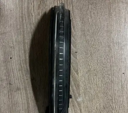 Nissan Qashqai Mirror indicator light 261604BA0B