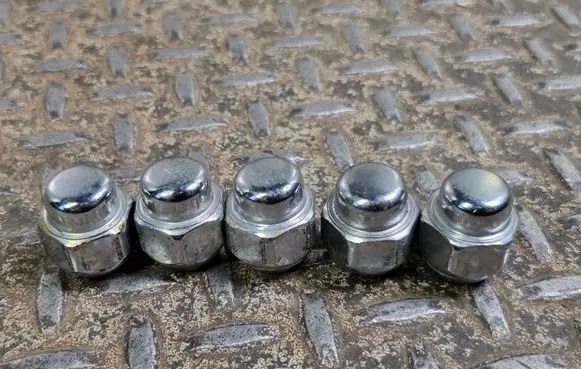 Mazda CX-5 II Nuts/bolts 