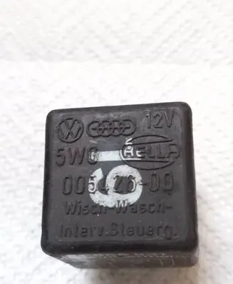 Volkswagen PASSAT B4 Other relay 191955531 1553S53M31