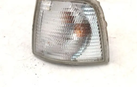 Audi 80 90 S2 B4 Front indicator light