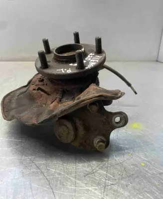 Toyota Avensis T250 Front wheel hub spindle knuckle 05060