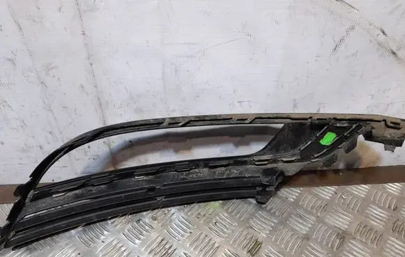 Volkswagen PASSAT CC Front fog light trim/grill 3C8854661
