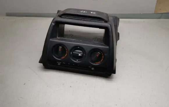 Mercedes-Benz 190 W201 Climate control unit 2016830275
