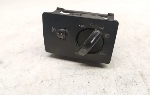 Ford Focus Light switch 4M5T13A024MA