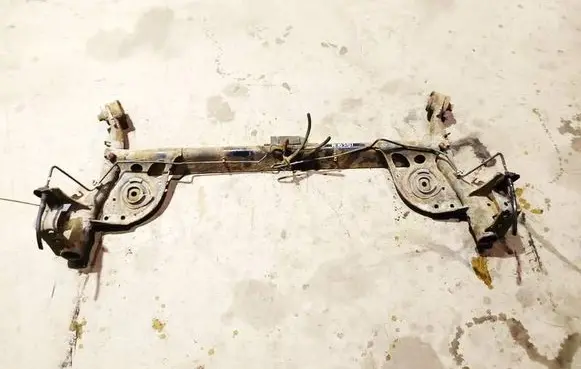 Nissan Tiida C11 Rear subframe 