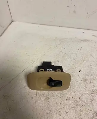 Volvo S80 Electric window control switch 8685288 03W085