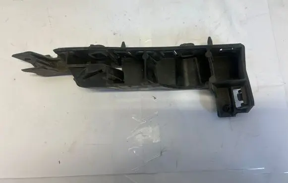 Audi A6 S6 C7 4G Front bumper mounting bracket 4G0807284
