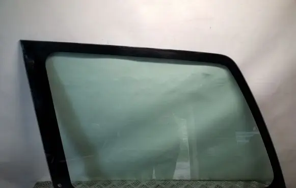 Fiat Ulysse Rear side window